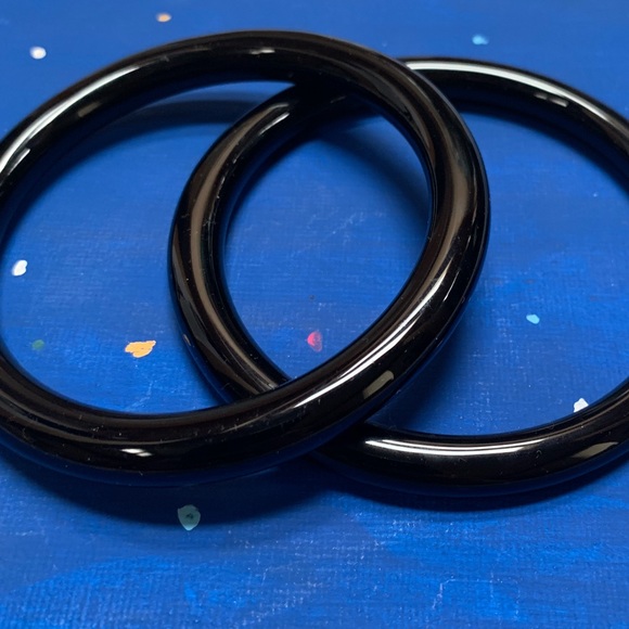2 Vintage Black Metal Bangle Bracelets - Picture 2 of 4